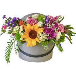 Sombrerera con Flores